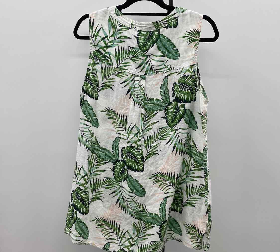 C&C California Women's Size 1X Green Leaf Sleeveless Shirt