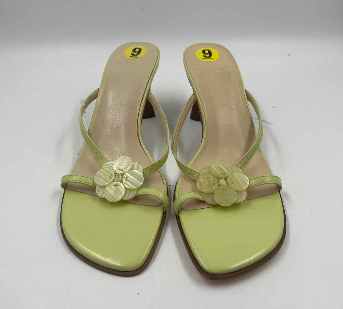 Anne Klein Women's Shoe Size 9 Green Floral Heels