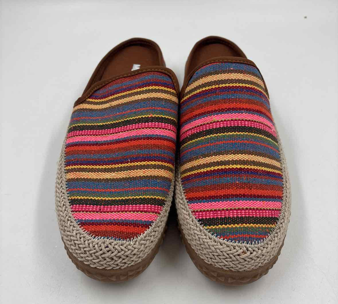 Muk Luks Women's Shoe Size 10 Multi-Color Stripe Mules