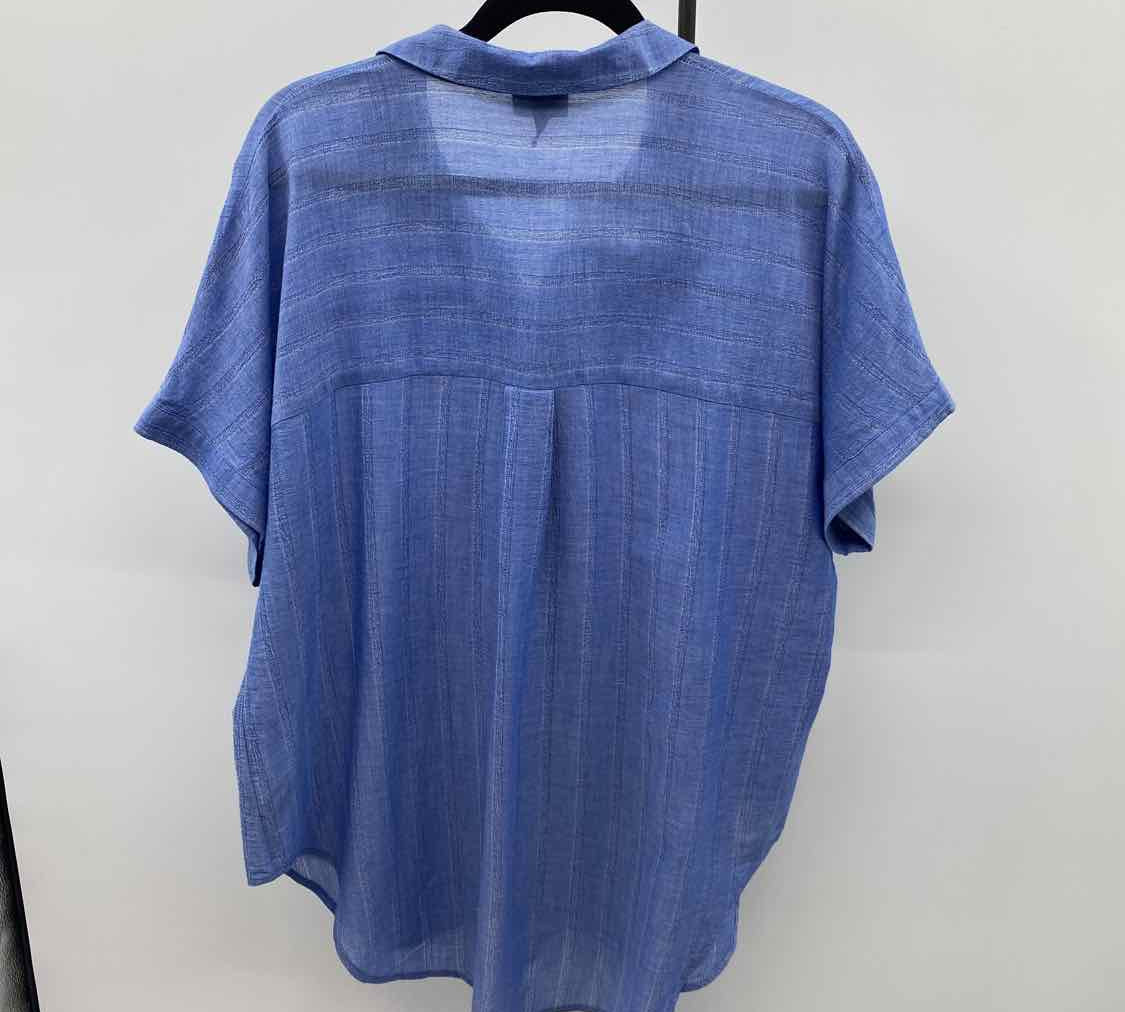 Mossimo Women's Size XL Blue Textured Short Sleeve Shirt