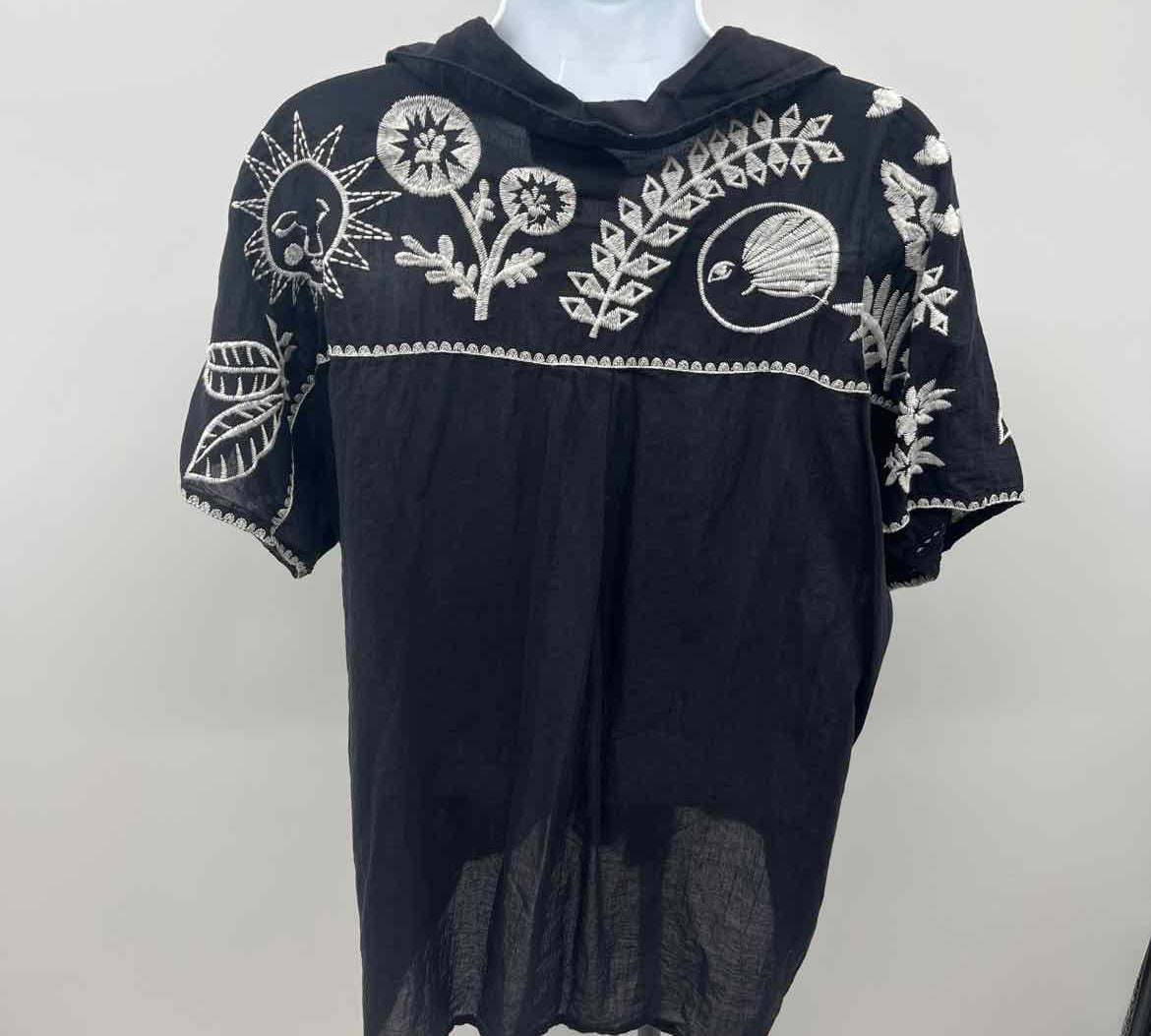 Johnny Was Women's Size L Black Embroidered Short Sleeve Shirt