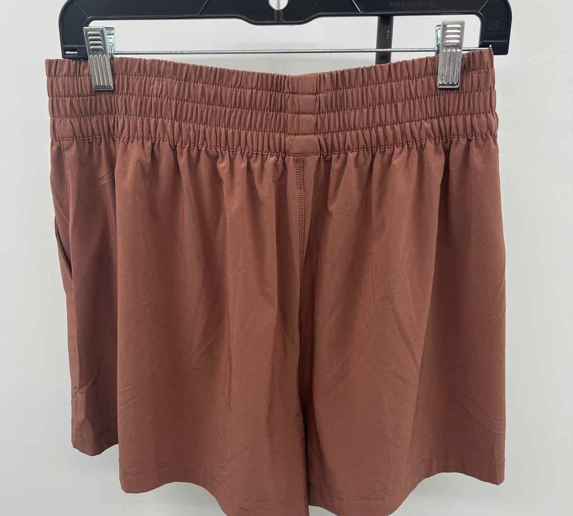 vuori Women's Size 10 Mocha Solid Shorts