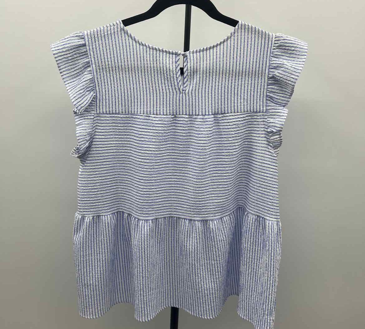 Blu Pepper Women's Size L Blue Stripe Sleeveless Shirt
