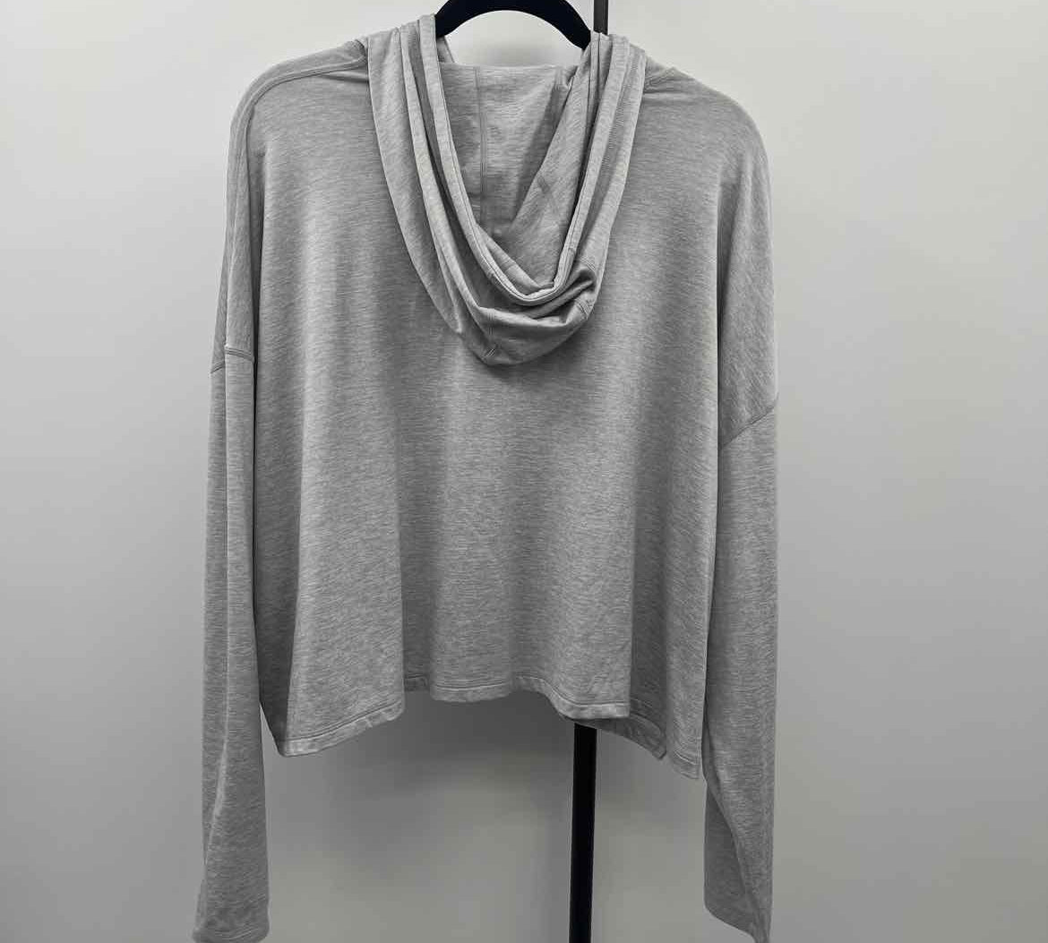 Athleta Women's Size XL Gray Heathered Long Sleeve Shirt