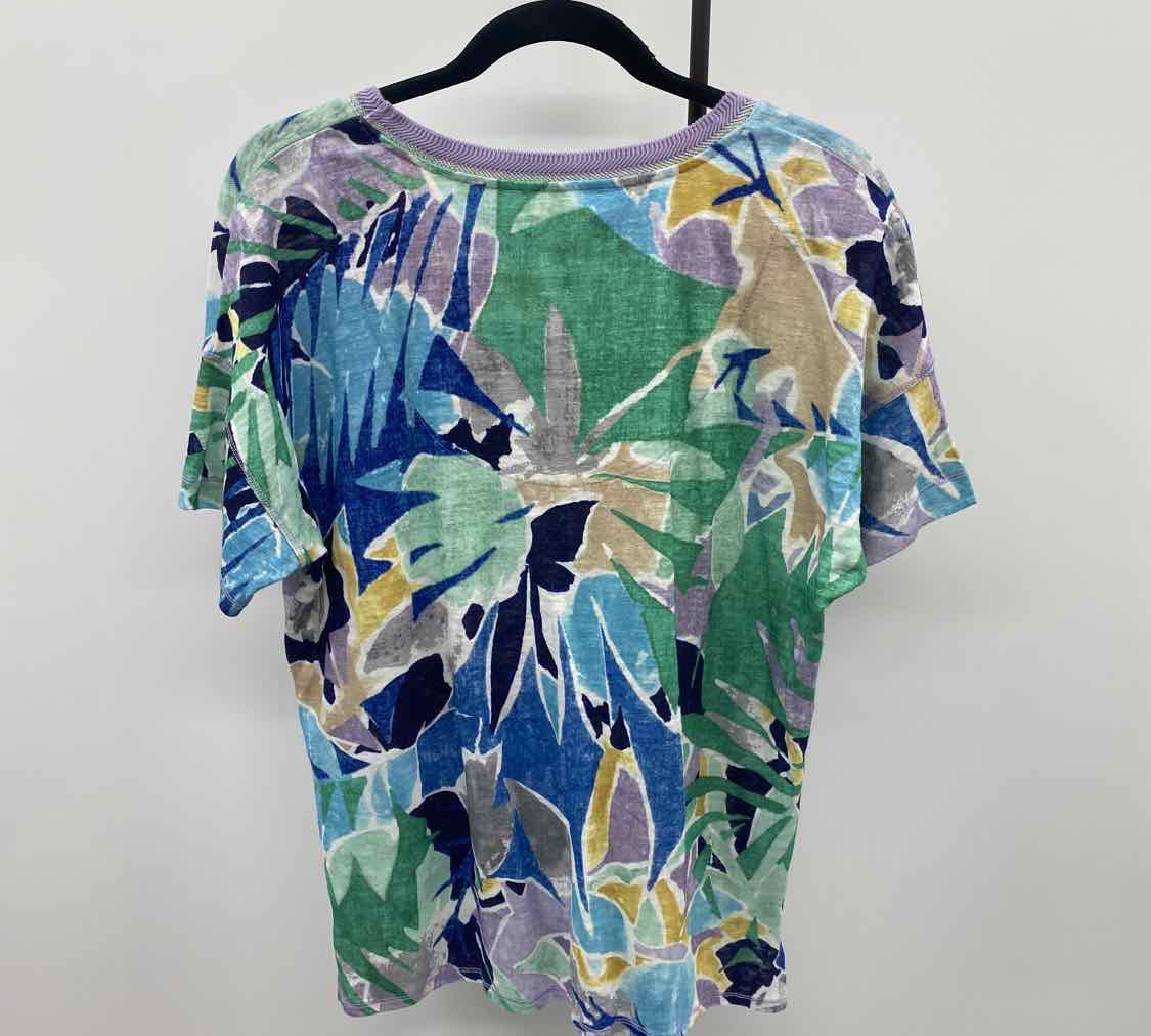 Chico's Women's Size M Lavender Abstract Short Sleeve Shirt