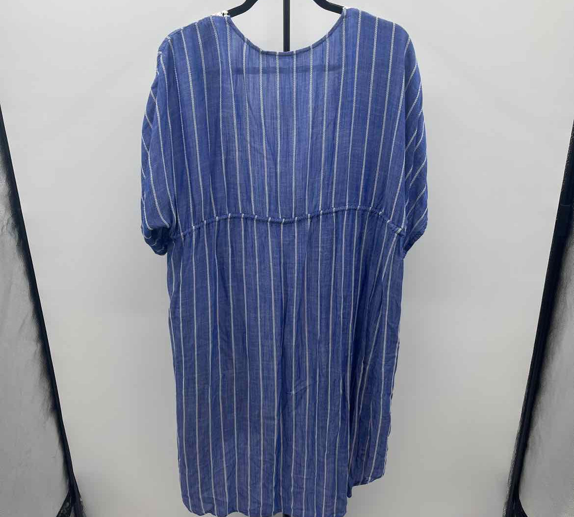 Blue Island Women's Size M Blue Stripe Coverup