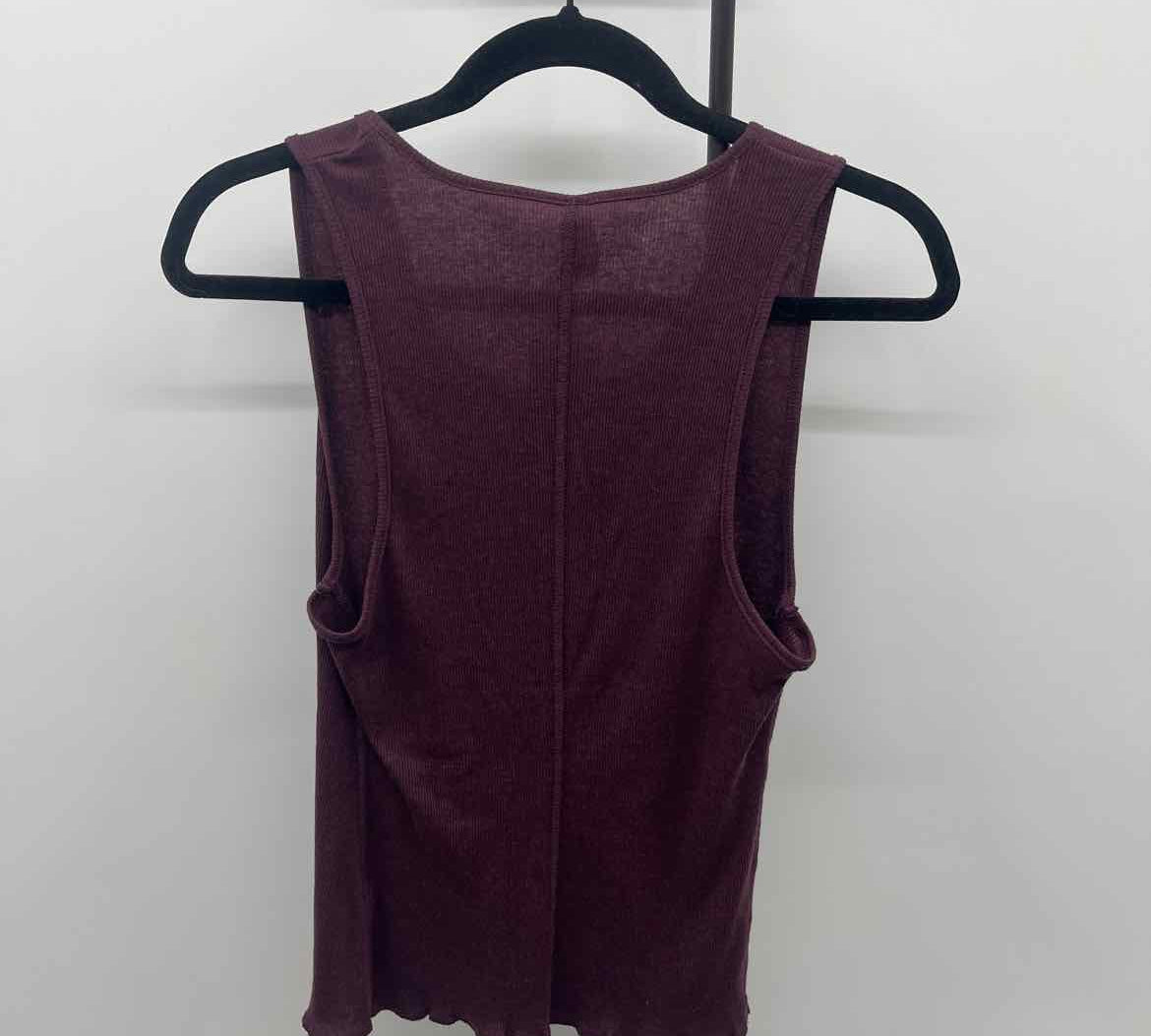 intimately Junior's Size M Wine Ribbed Sleeveless Shirt