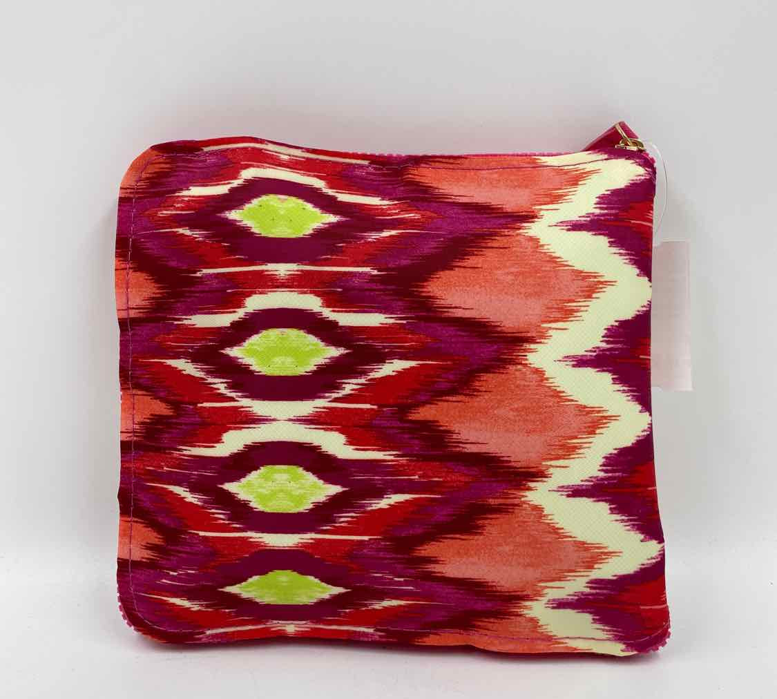 Chico's Women's Fuschia abstract Purse