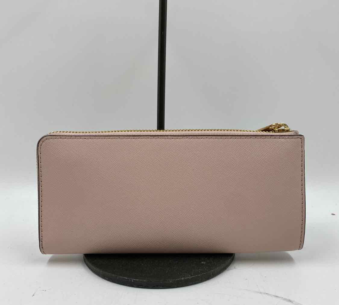 Michael Kors Women's Blush Luxe textured Wallet
