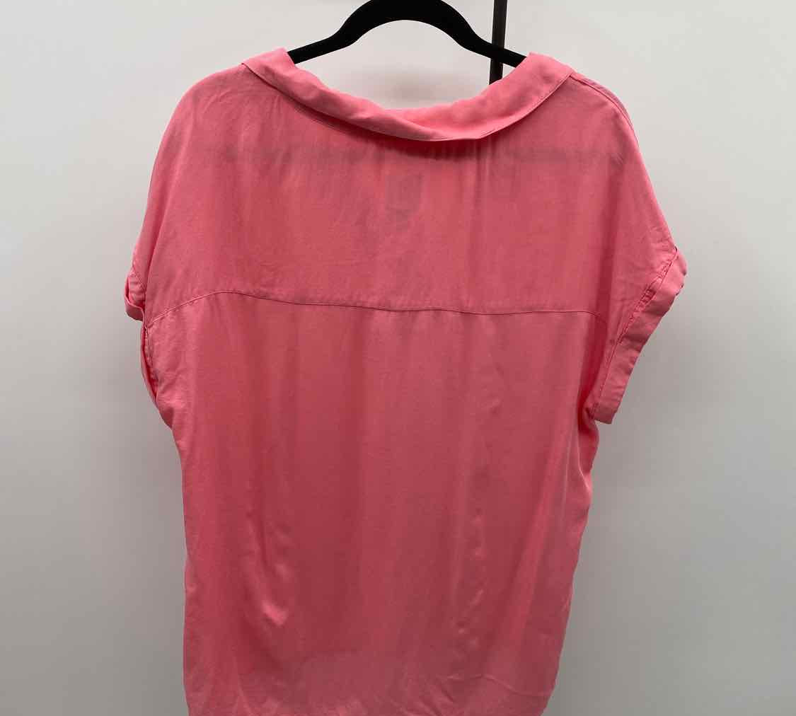 Gap Women's Size L Melon Solid Short Sleeve Shirt