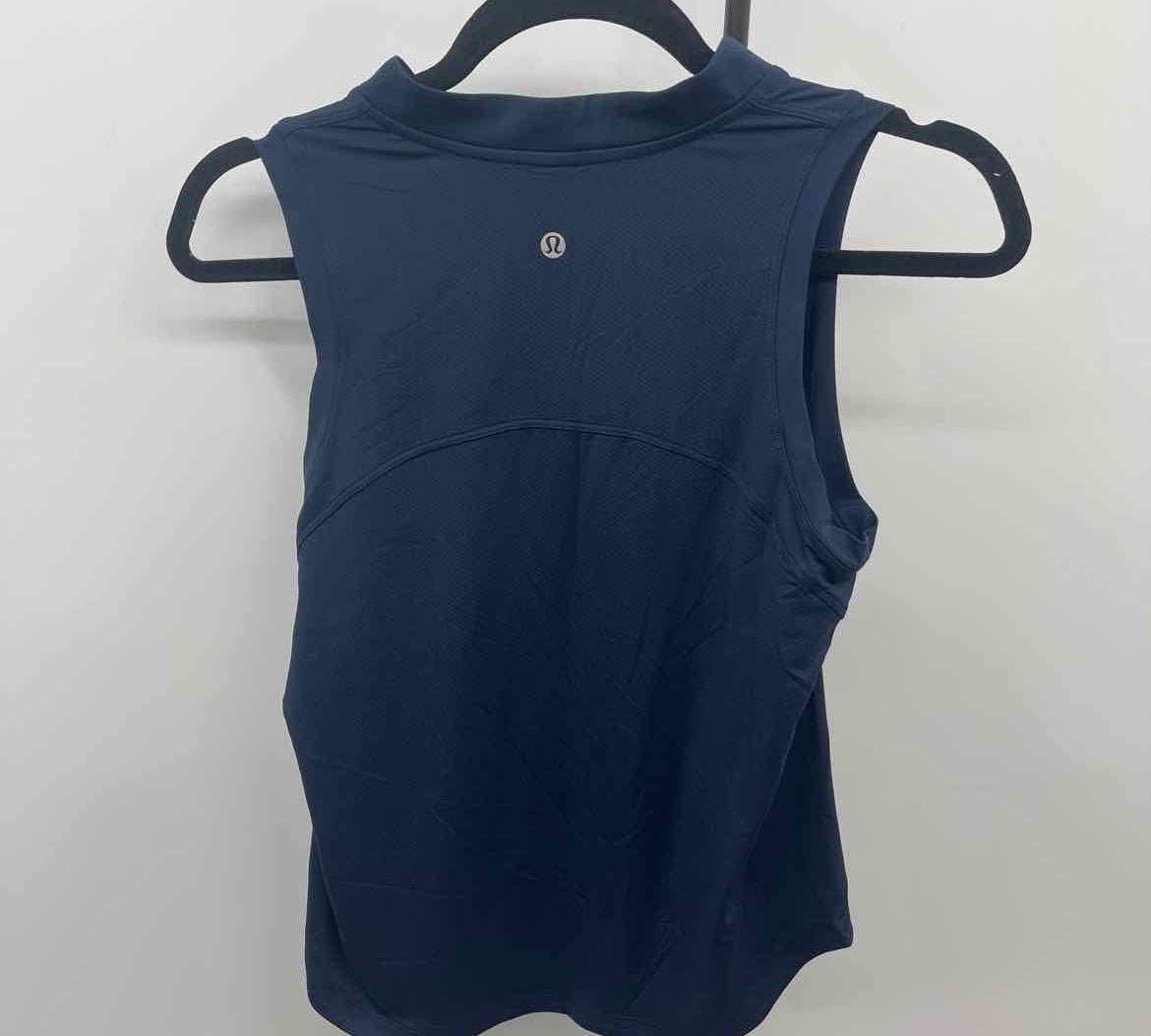 Lululemon Junior's Size 6 Navy Solid Sleeveless Shirt