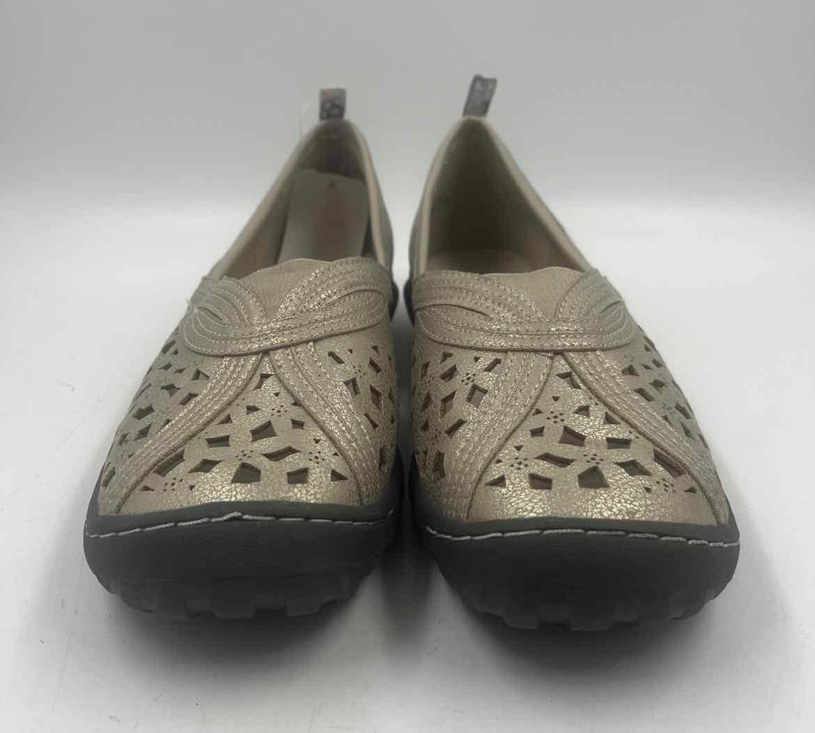 JBU Women's Shoe Size 9W Gold Laser Cut Dress Shoes