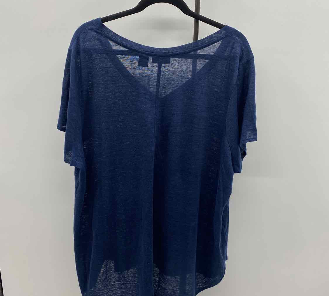 Tahari Women's Size 2X Navy Solid Short Sleeve Shirt