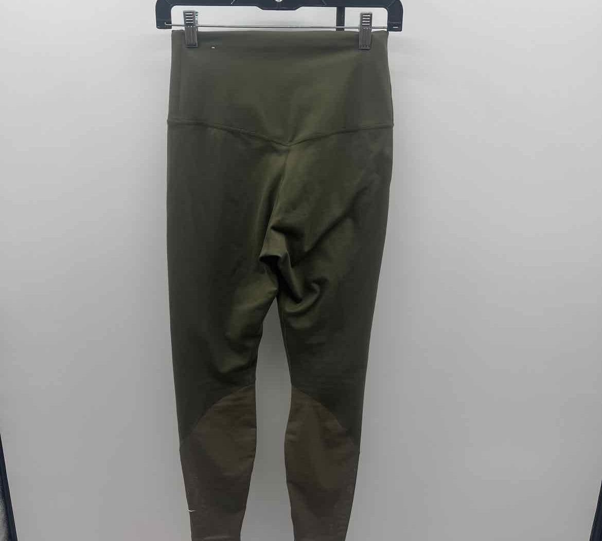 Nike Women's Size 6 Green Solid Leggings