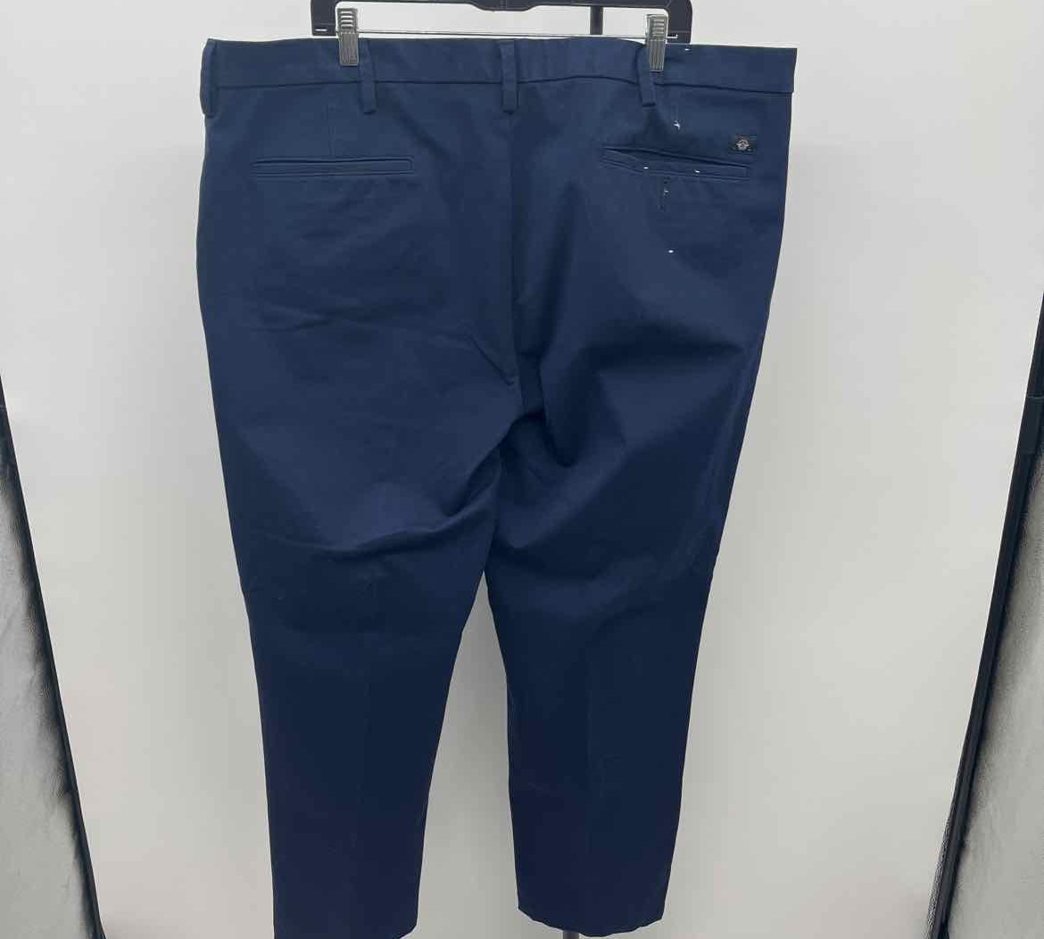 Dockers Men's Size 42 Navy Solid Pants