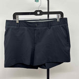 Under Armour Women's Size 12 Black Solid Shorts