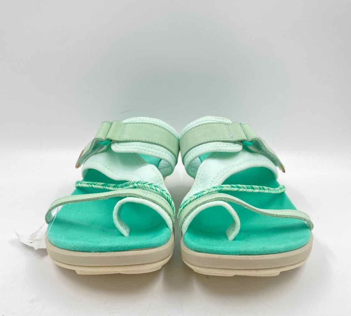 Merrell Women's Shoe Size 9 Green Solid Sandals