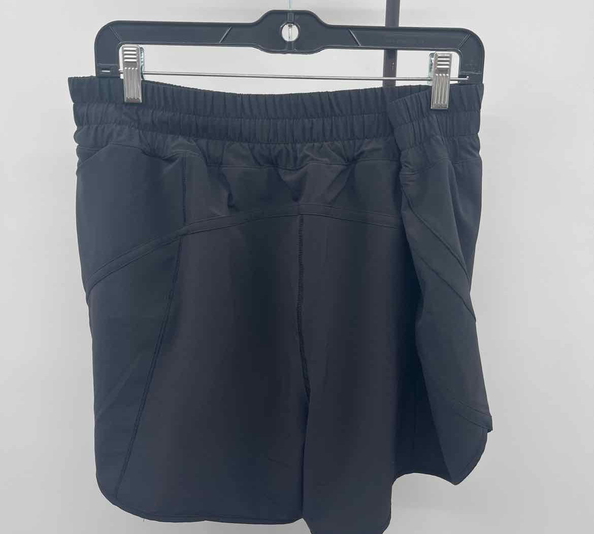 Lululemon Junior's Size 18 Black Solid Shorts