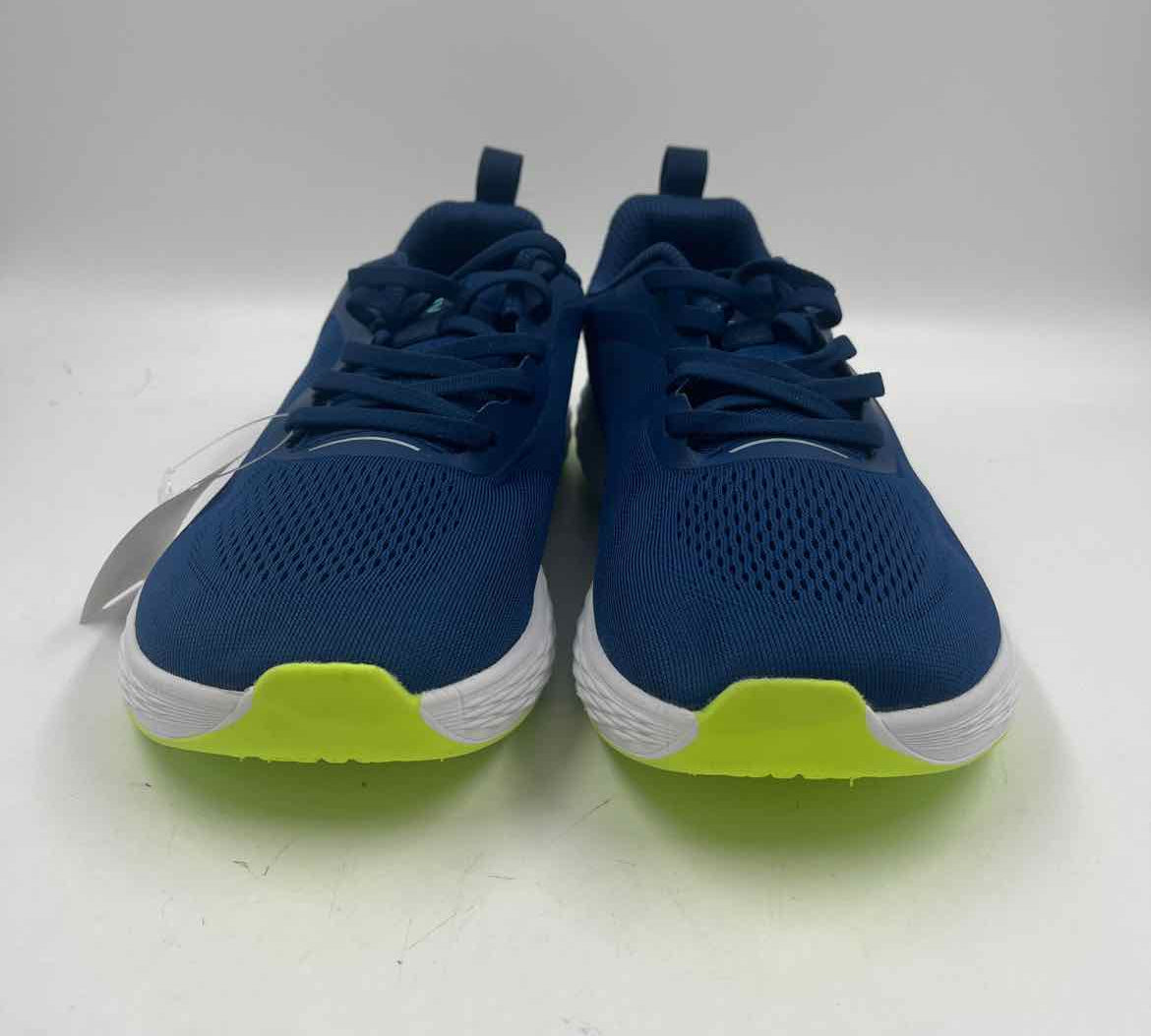 Muuv Women's Shoe Size 10 Blue Textured Sneakers