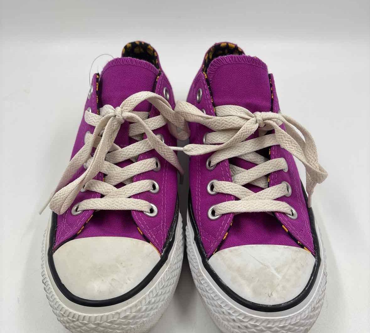 Converse Women's Shoe Size 6 Purple Solid Sneakers