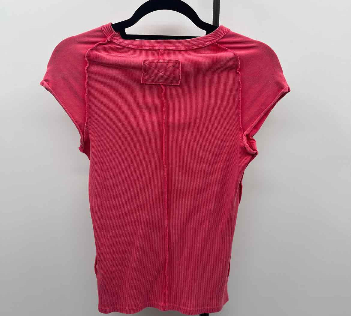 We the Free Junior's Size L Rose Ribbed Short Sleeve Shirt