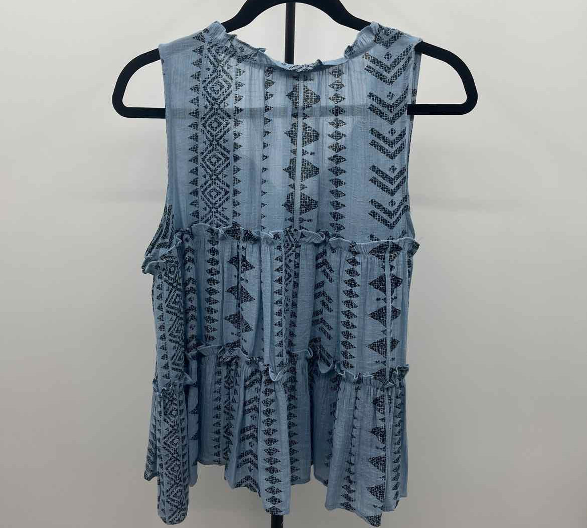 Blu Pepper Women's Size L Blue arrow Sleeveless Shirt