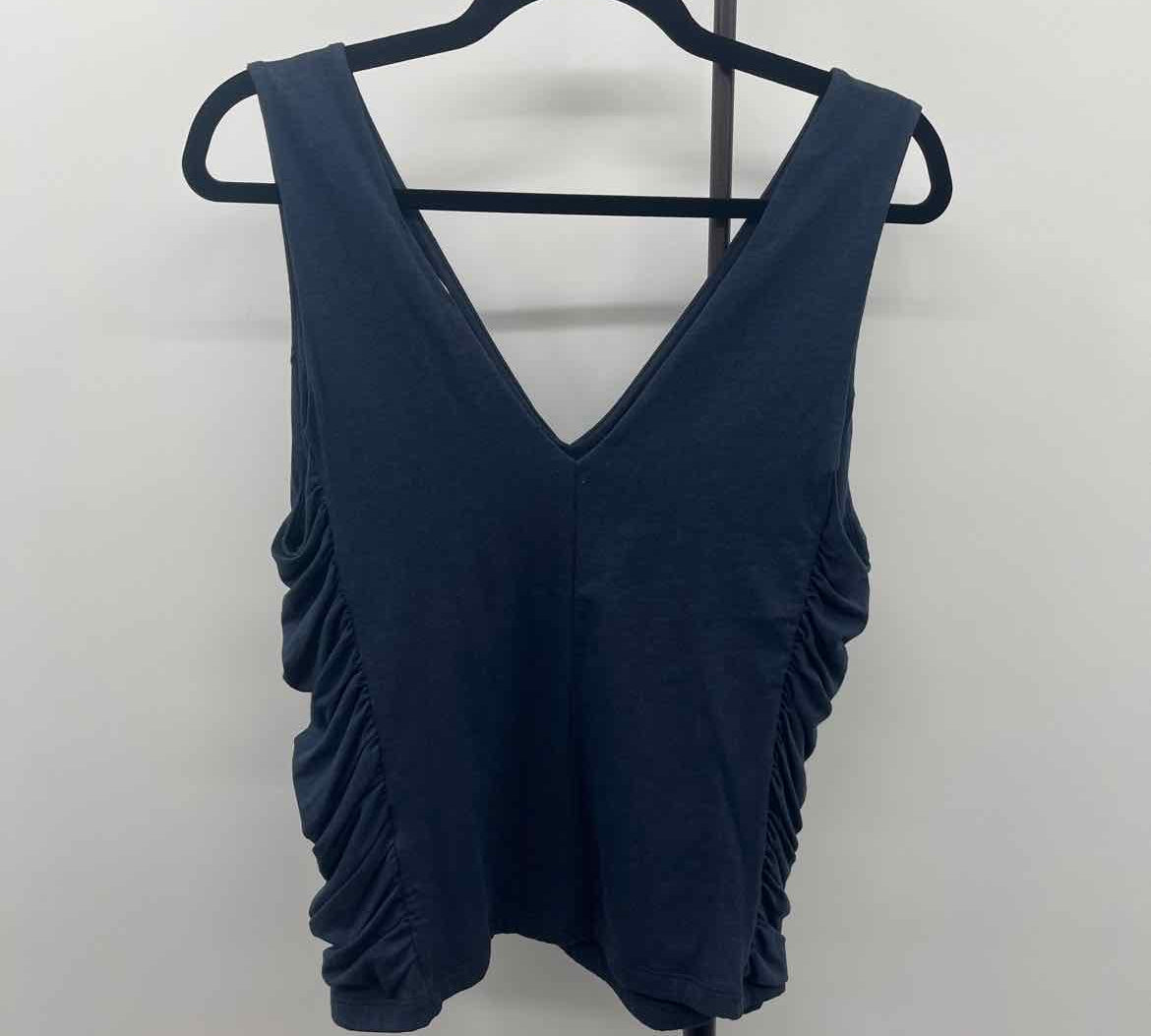 Nation Women's Size L Navy Solid Tank