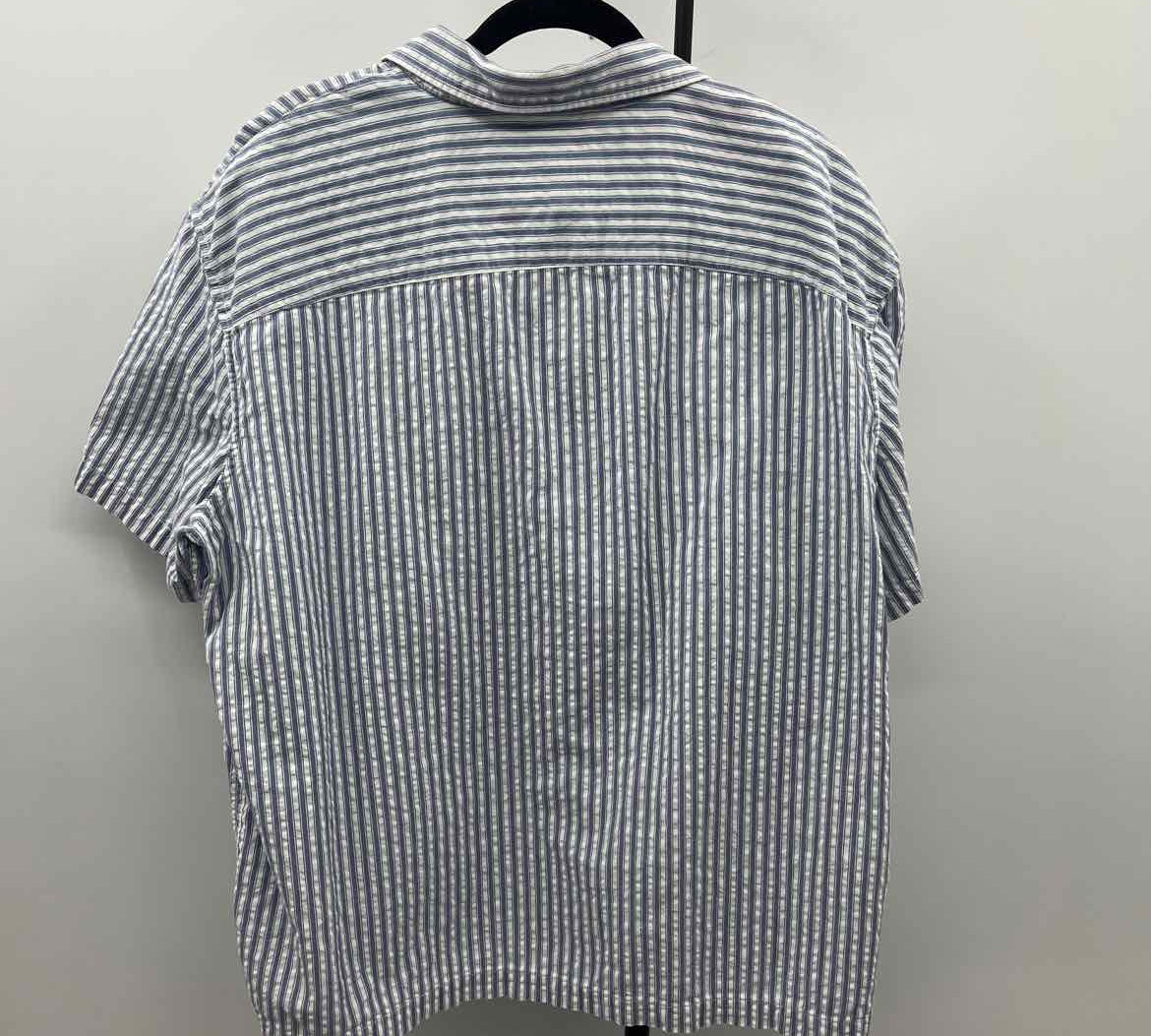 American Eagle Men's Size XL Blue Striped Short Sleeve Shirt