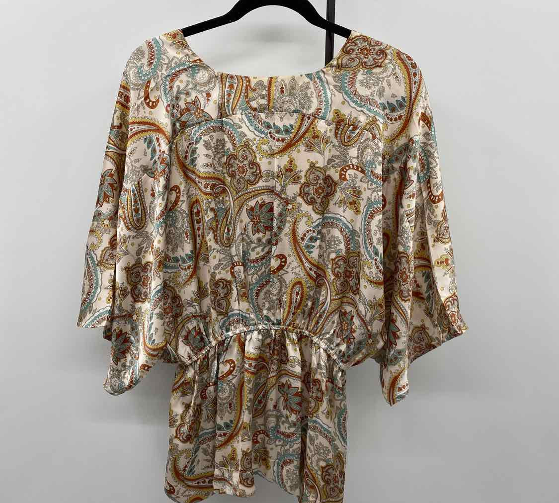 mittoshop Women's Size L Blush Paisley Long Sleeve Shirt