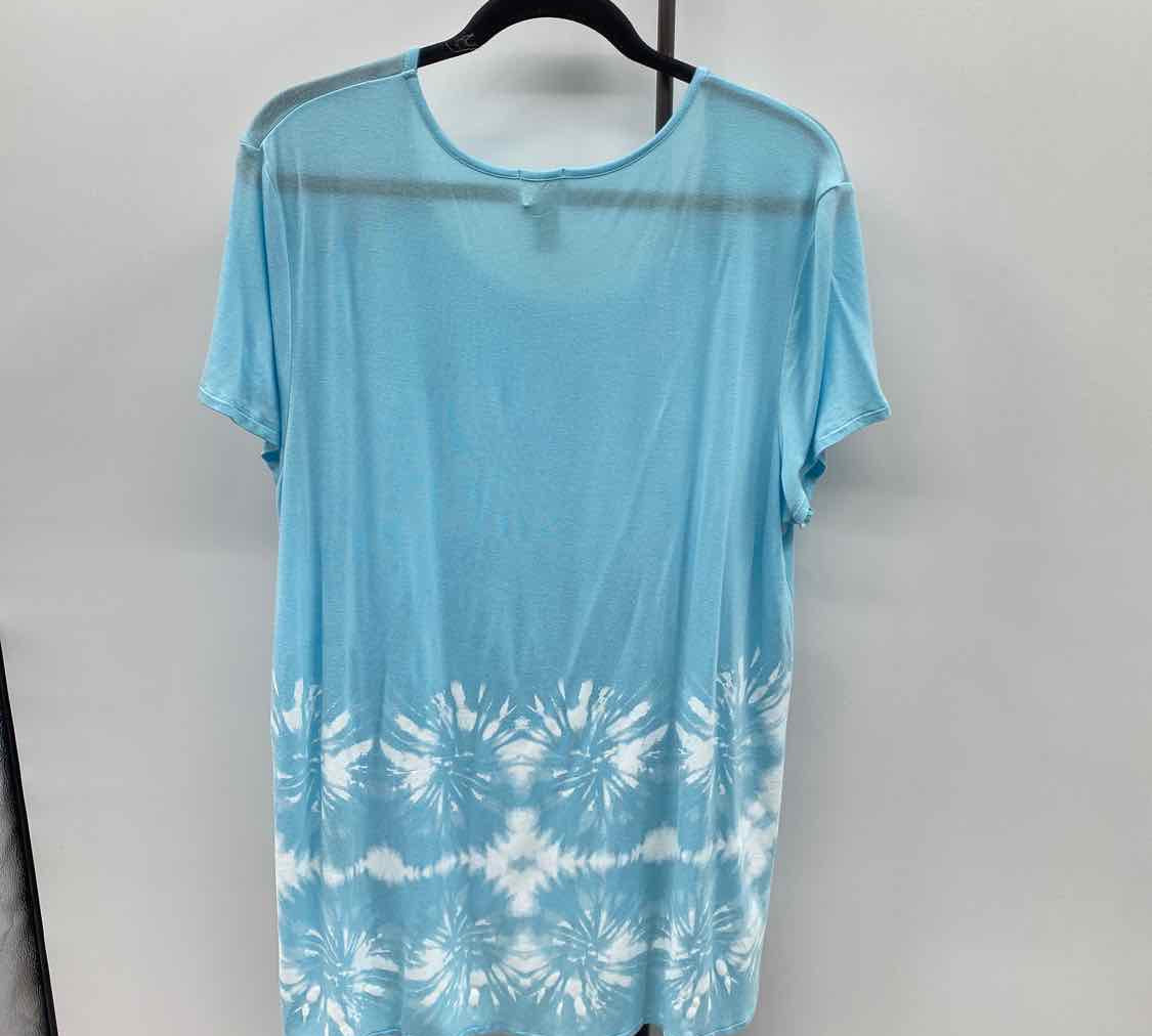 Chico's Women's Size XL Light Blue Tie Dye Short Sleeve Shirt