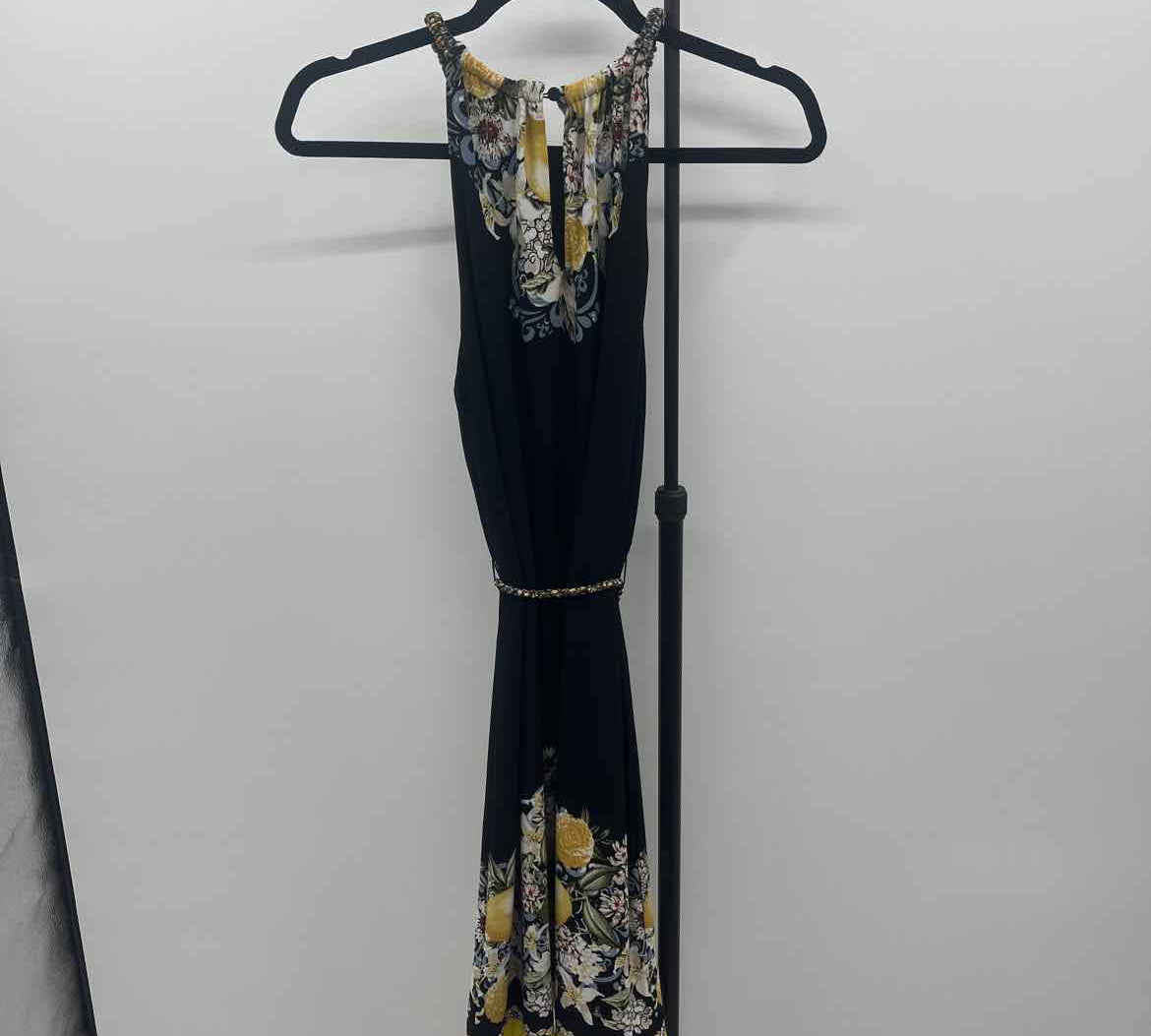 Unbranded Women's Size 2 Black Floral Dress