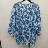 Tahari Women's Size 3 Blue Floral Long Sleeve Shirt