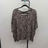 Joyspun Women's Size 3X Brown Animal Print Short Sleeve Shirt