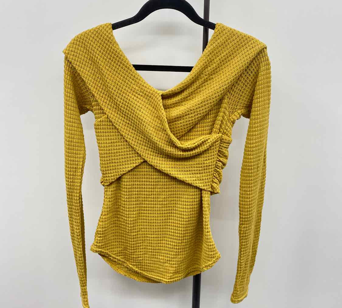 Free People Junior's Size M Yellow Textured Long Sleeve Shirt