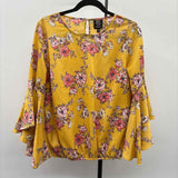 Bobeau Women's Size M Yellow Floral Long Sleeve Shirt