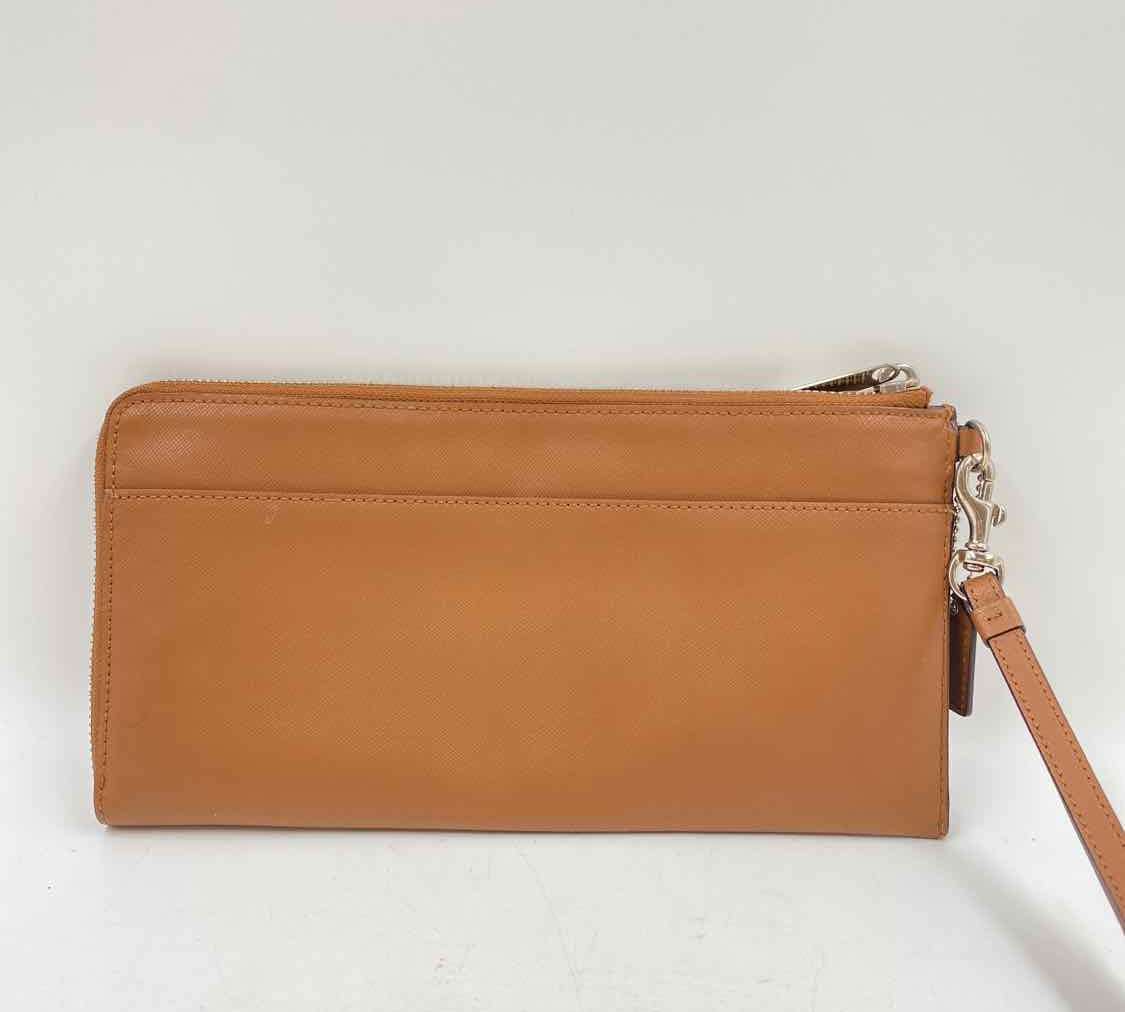 Coach Women's Caramel Luxe Solid Purse