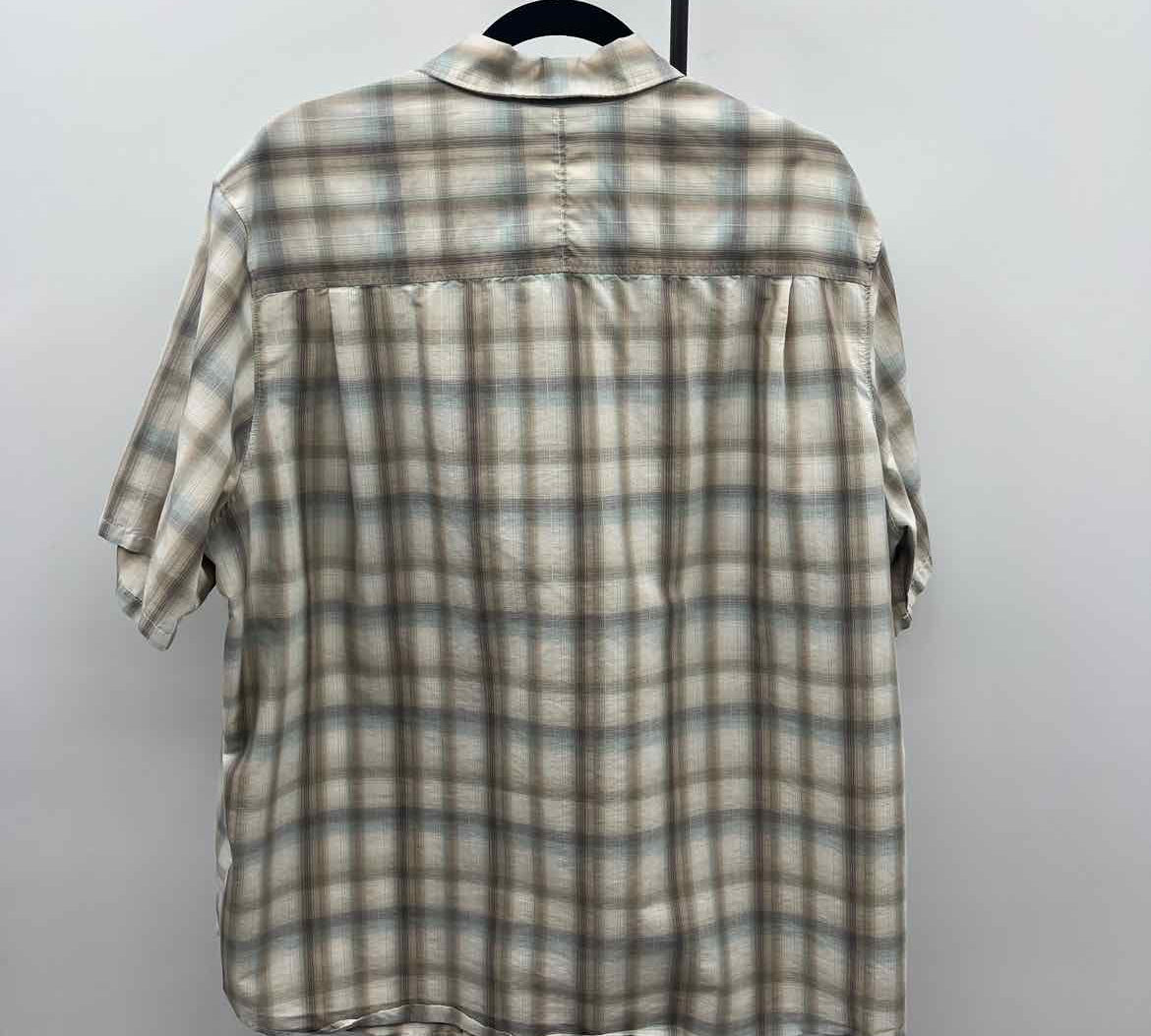 Merrell Men's Size XXL Tan Plaid Short Sleeve Shirt