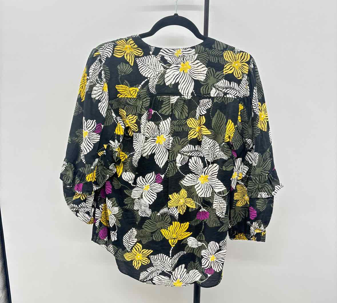 Chico's Women's Size S Black Floral Long Sleeve Shirt