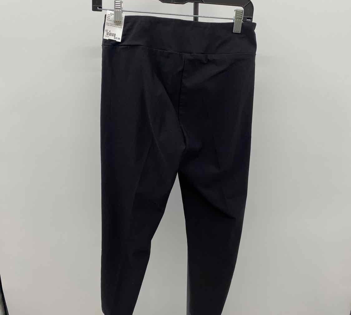 Ethyl Women's Size 4 Black Solid Capris