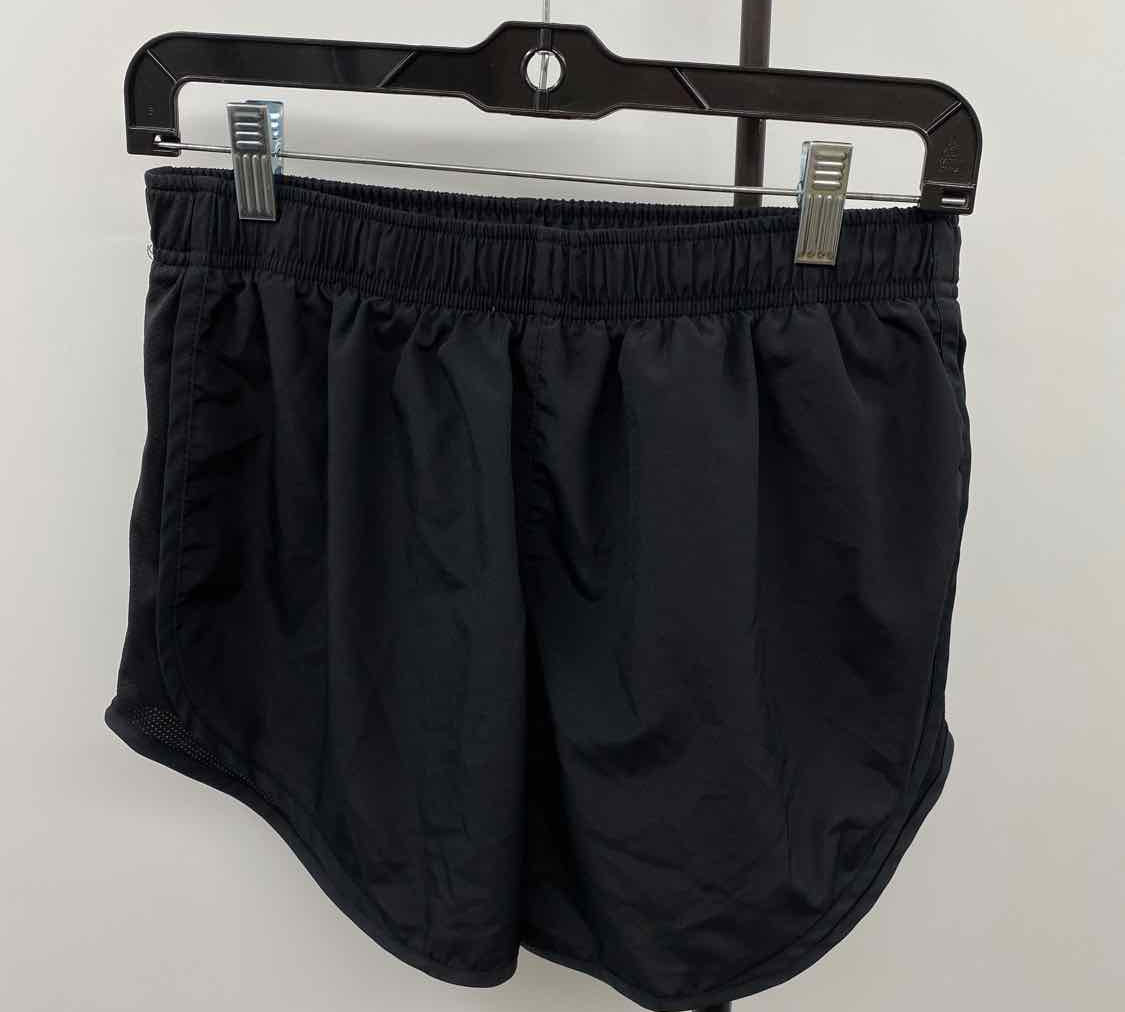 Nike Women's Size 10 Black Solid Shorts