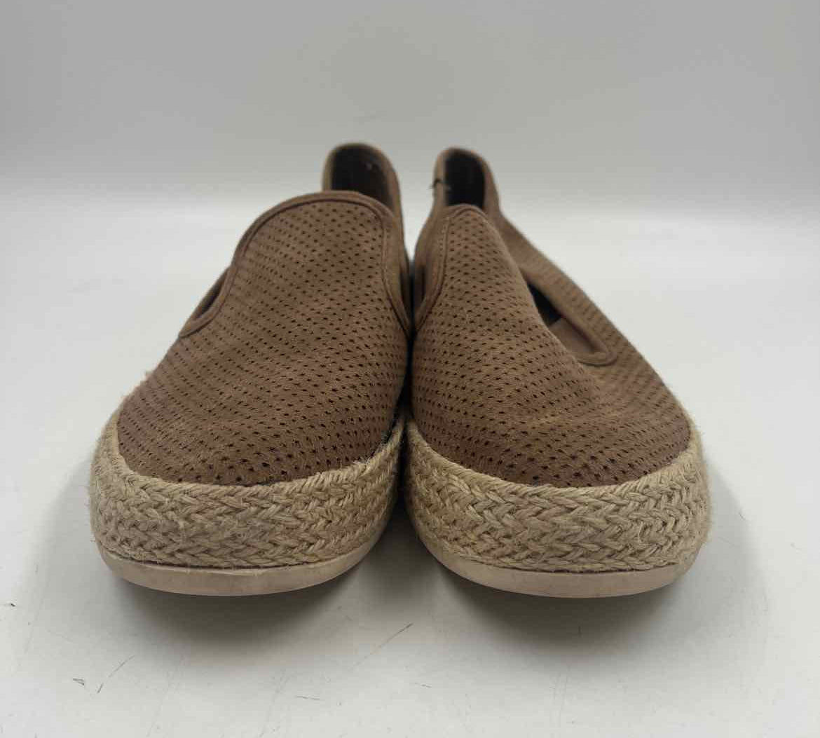 Esprit Women's Shoe Size 8.5 Tan dotted Casual Shoes