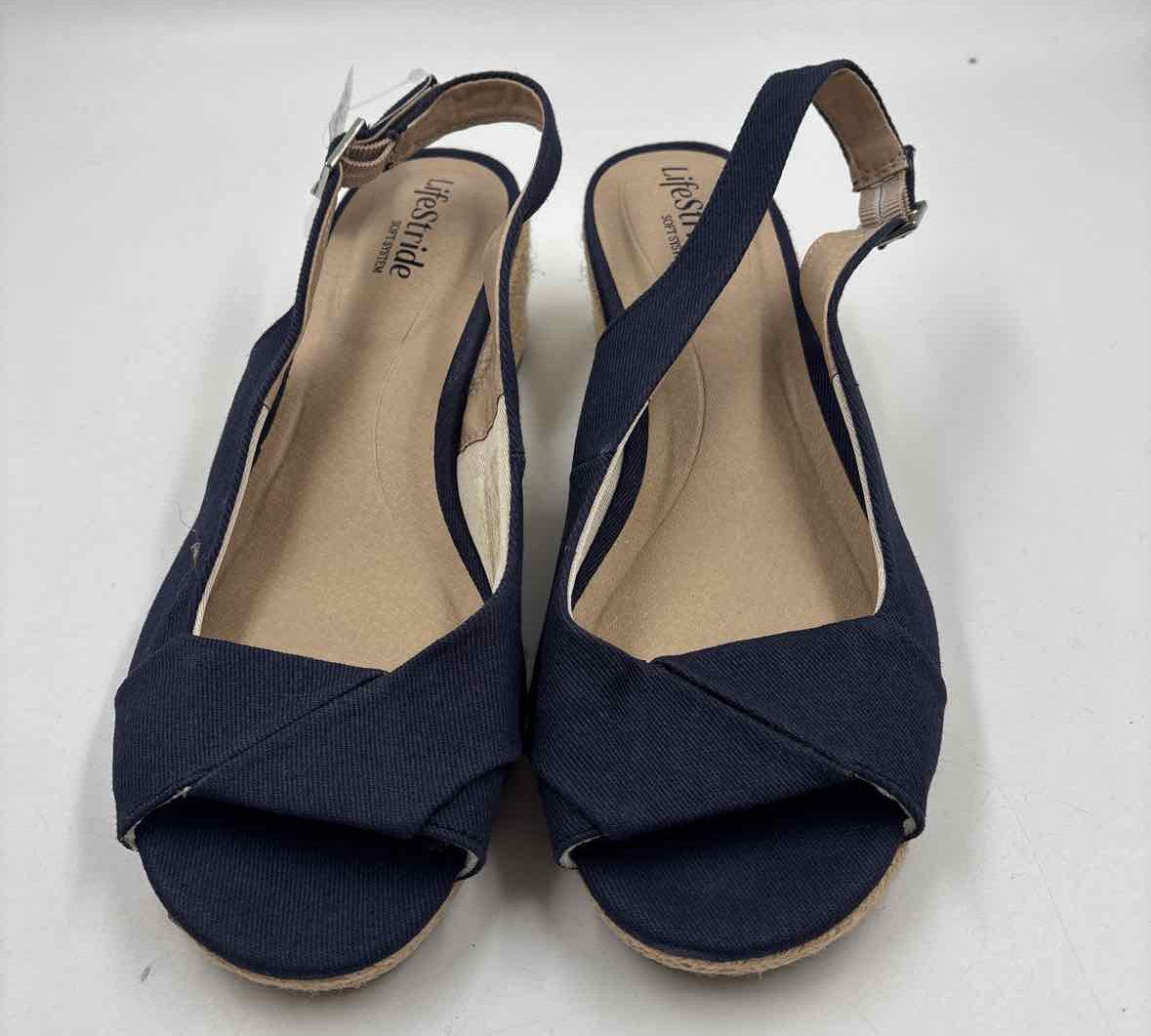 Life Stride Women's Shoe Size 10 Navy Solid Slingbacks