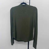 Evereve Women's Size XS Green Ribbed Long Sleeve Shirt
