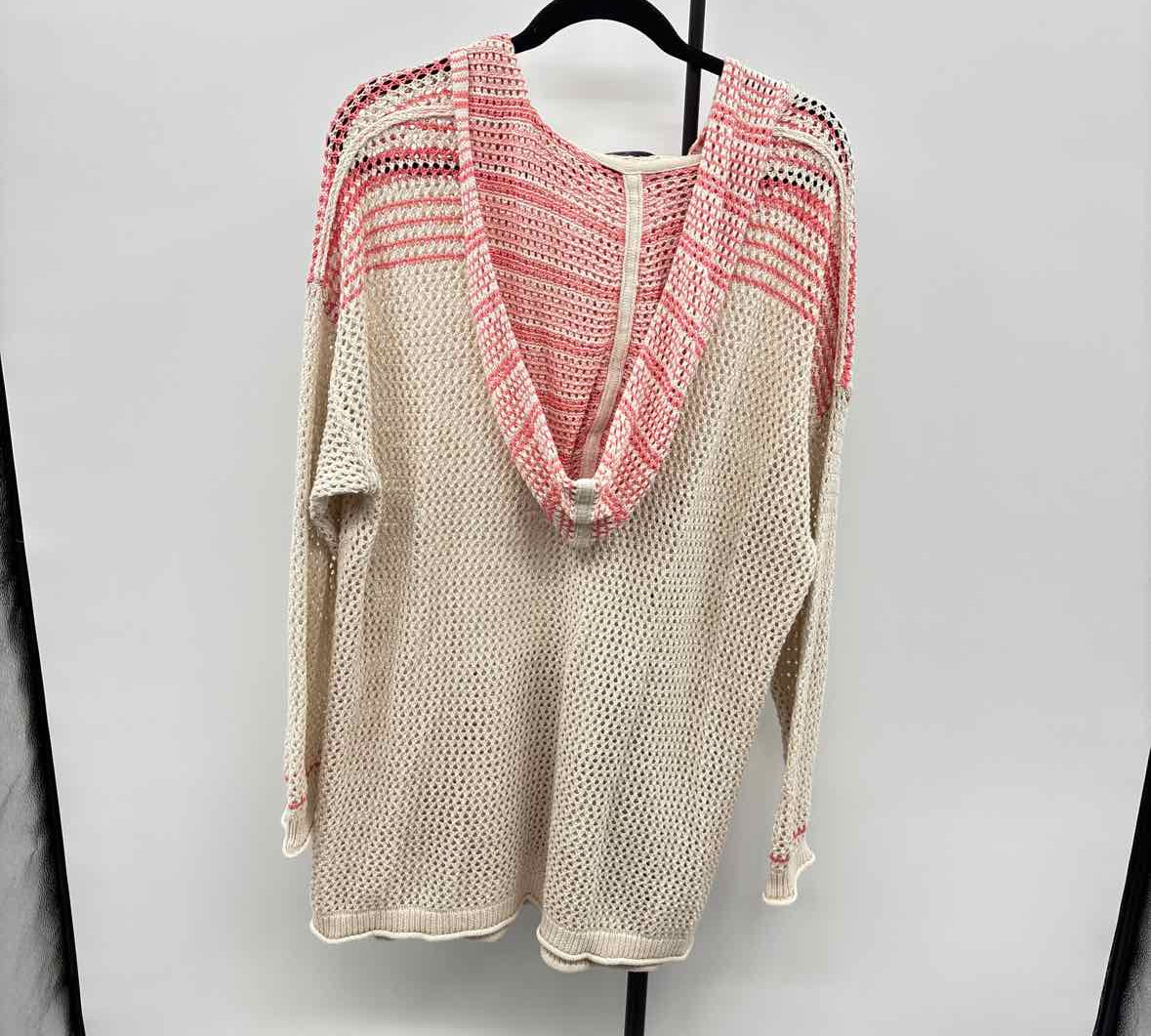 CJ Banks Women's Size 1X Ivory mesh Coverup