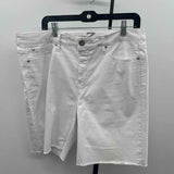 seven Women's Size 14 White Solid Shorts