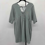 Julianna Women's Size L Green Textured Short Sleeve Shirt