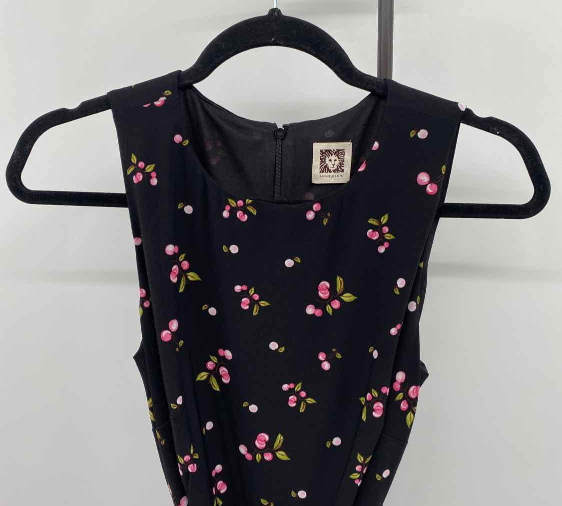 Anne Klein Women's Size 2 Black Floral Dress