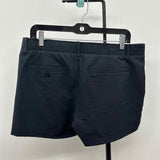 Under Armour Women's Size 12 Black Solid Shorts