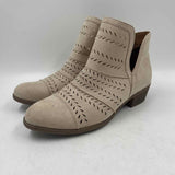 Falls Creek Women's Shoe Size 9 Beige Laser Cut Boots