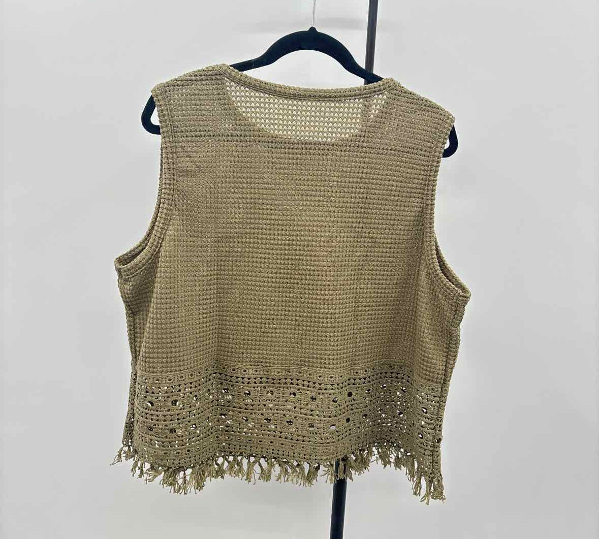 Unbranded Women's Size 2X Olive Textured Sleeveless Shirt
